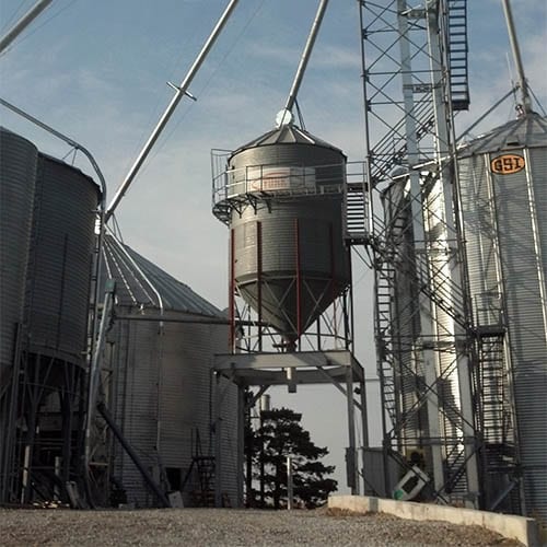 Complex grain storage constructed by Crane & Grain